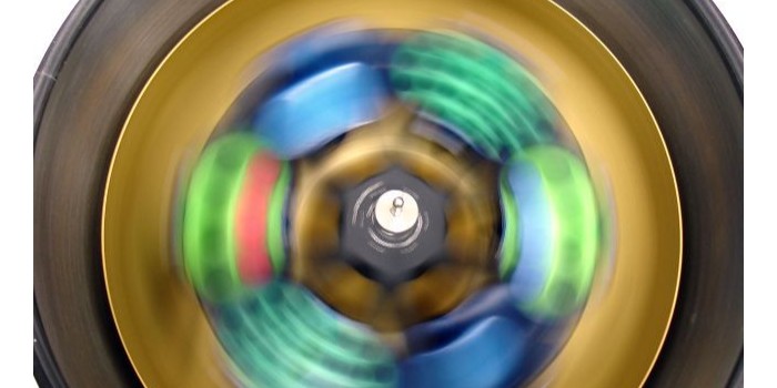 如何確保離心機平衡？